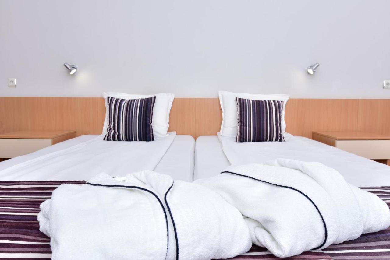 Diva Hotel & Thermal Pool Чифлик Экстерьер фото