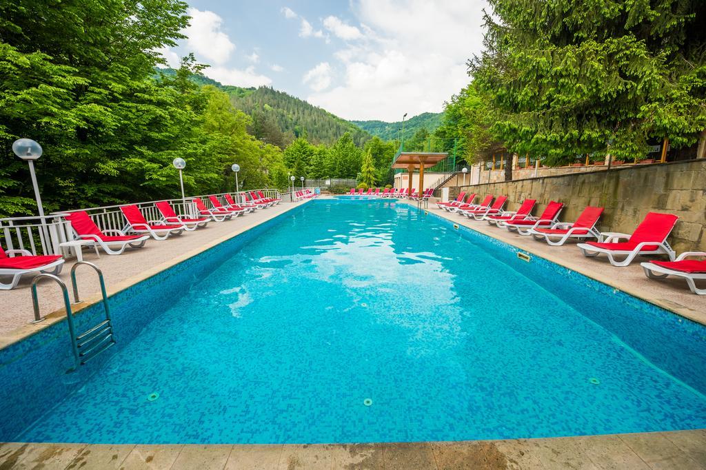 Diva Hotel & Thermal Pool Чифлик Экстерьер фото